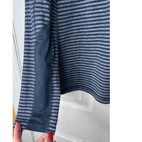 Lululemon Men’s Speed long sleeve stripe Heather black iris blue v-neck Large - Picture 7 of 8